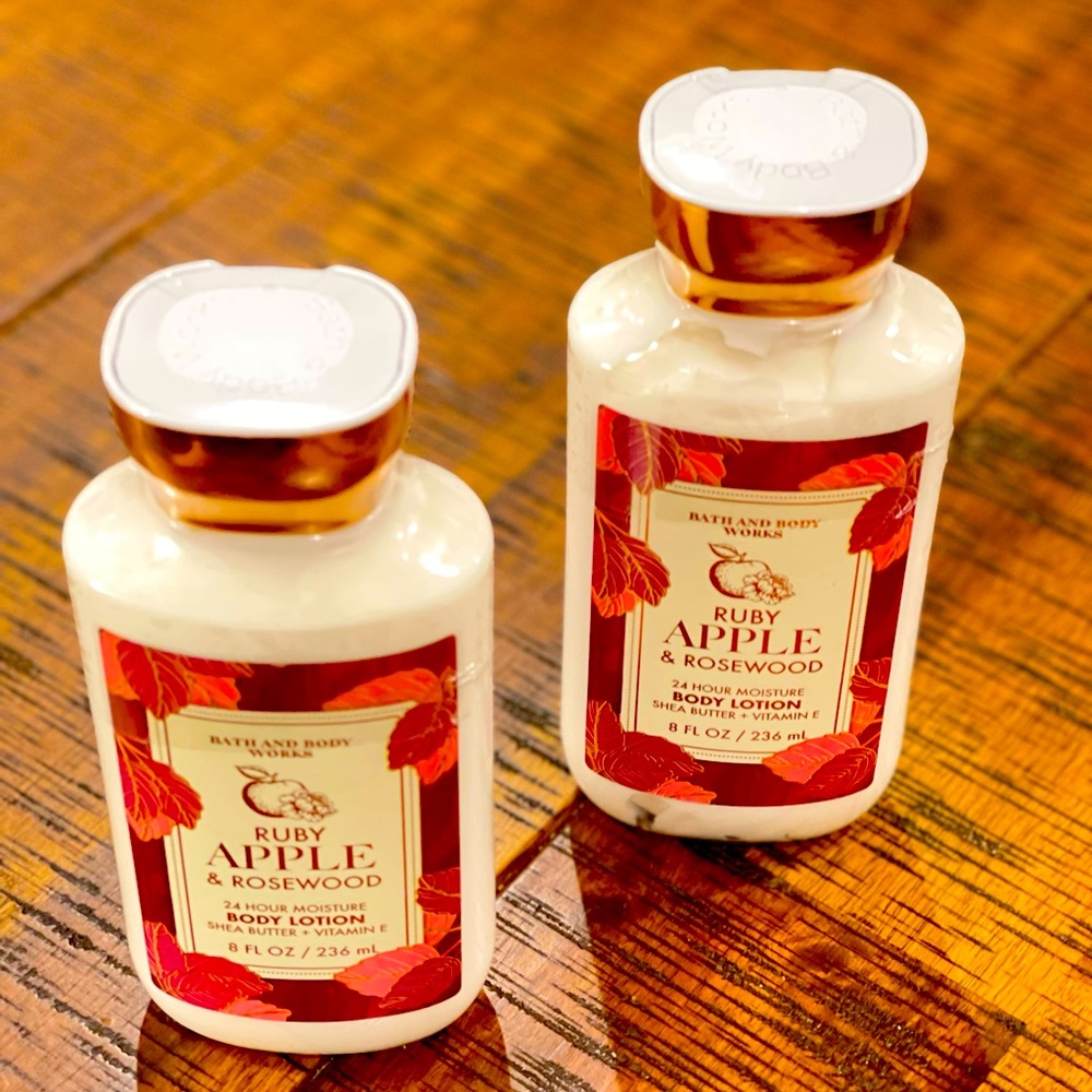 BATH & BODY WORKS ruby apple & rosewood body lotion